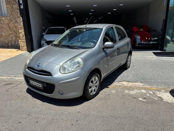 NISSAN MARCH 1.6 SV 16V FLEX 4P MANUAL NISSAN MARCH 1.6 SV 16V FLEX 4P MANUAL
